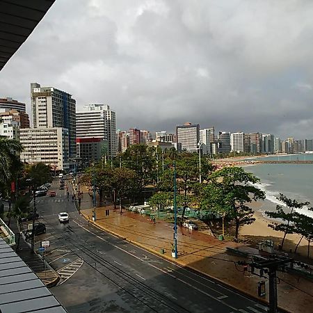 Apt. Em Hotel Na Av. Beira Mar Em Fortaleza Bagian luar foto