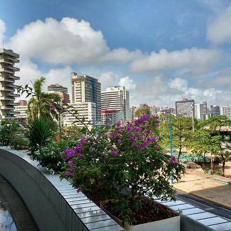 Apt. Em Hotel Na Av. Beira Mar Em Fortaleza Bagian luar foto