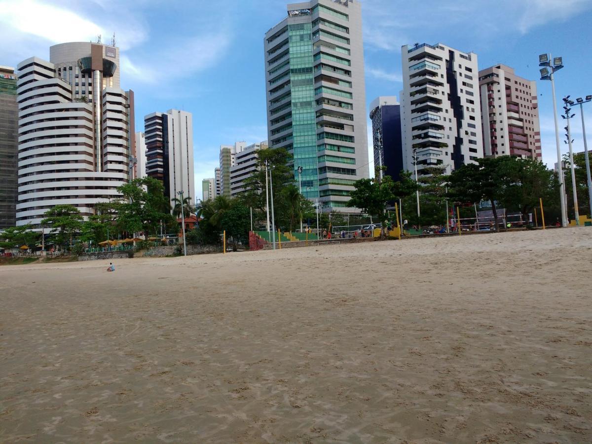 Apt. Em Hotel Na Av. Beira Mar Em Fortaleza Bagian luar foto